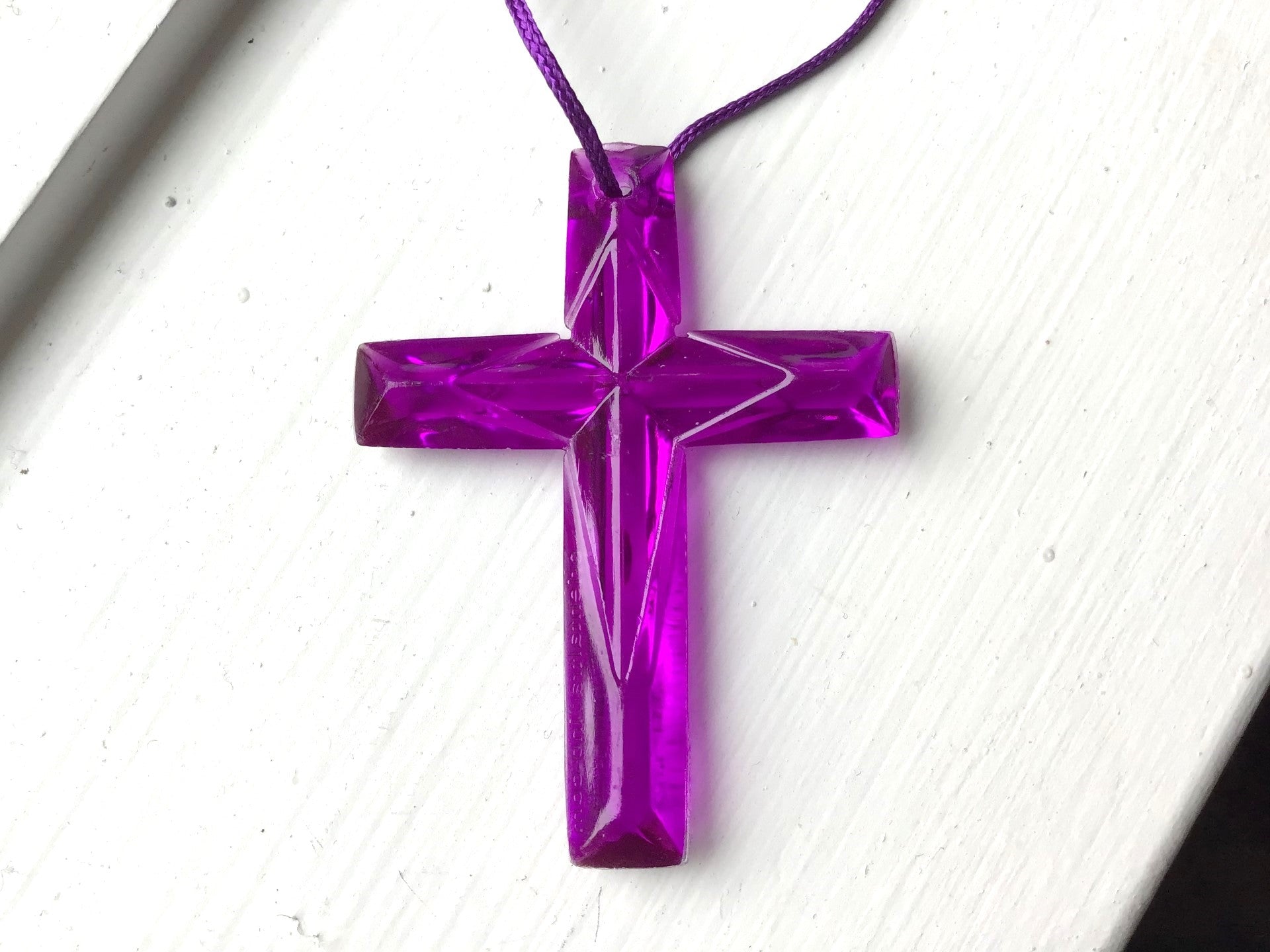 Crystal-like Plastic Cross' String Necklace – Tooks Take